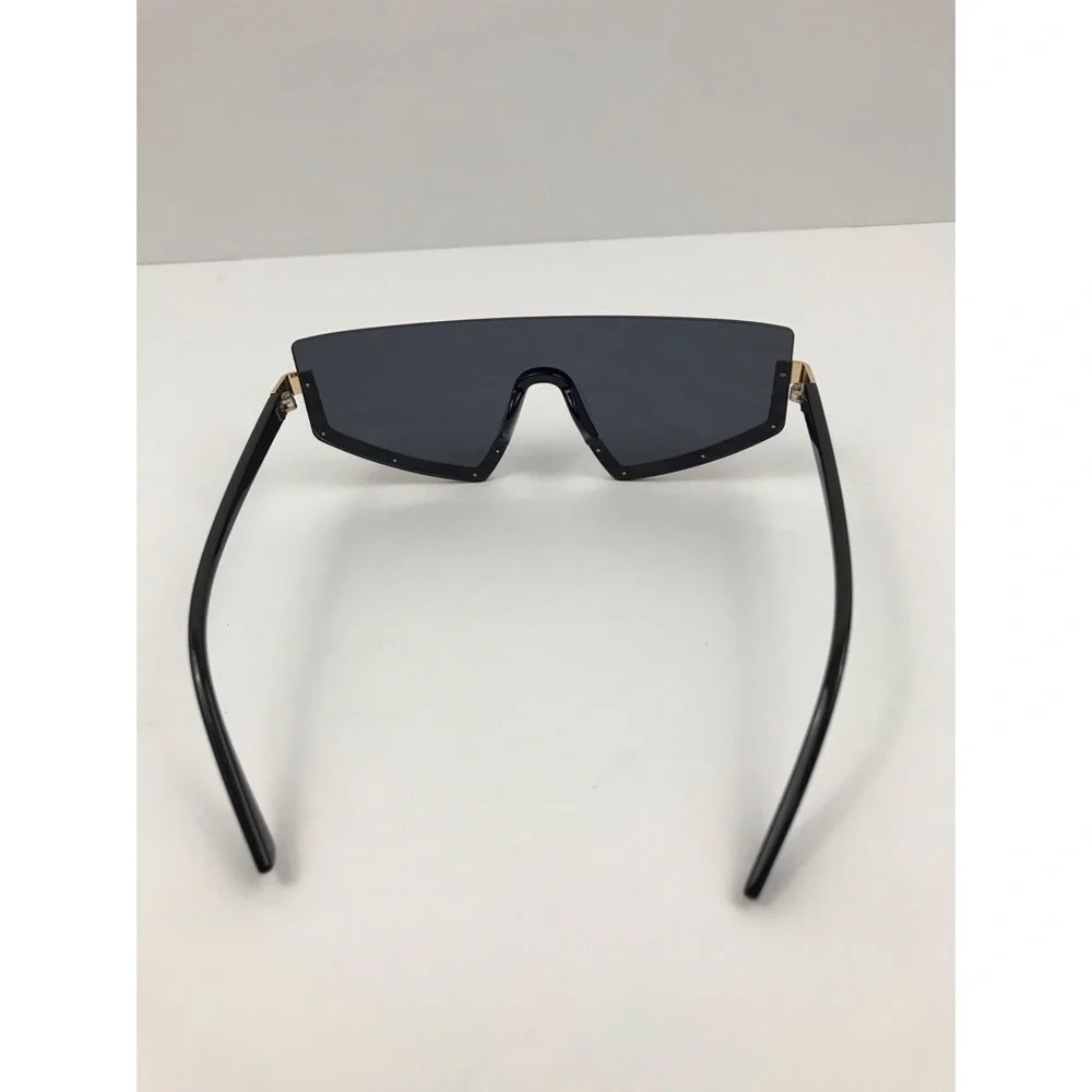 Flat Top Metal Frame Sunglasses
